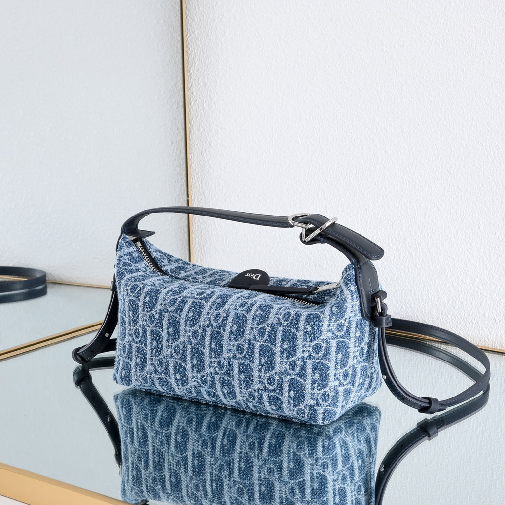 B1R76D44 Popular bag