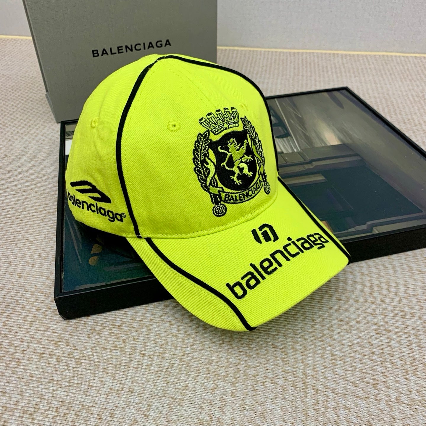 M1Q45J49 Popular hats
