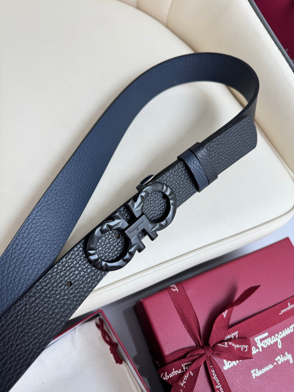P1Q115A12 Popular High quality belt With full package
