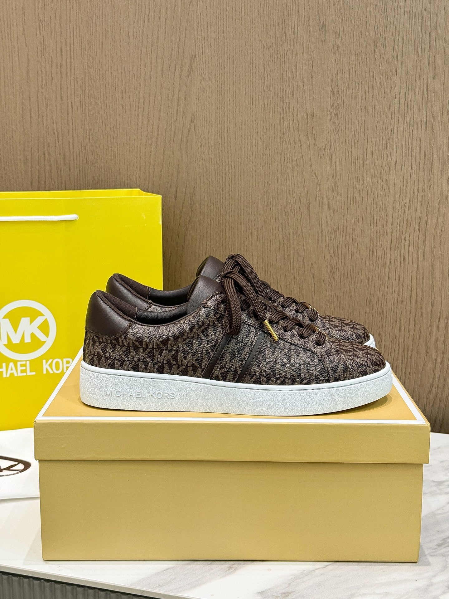Z2Z85A48 Popular high-quality shoes