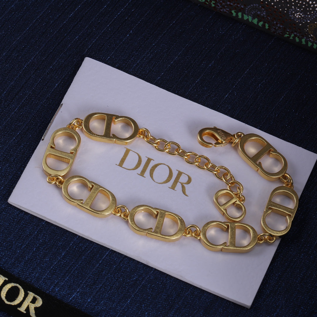 X1N36D40K Popular   Bracelets