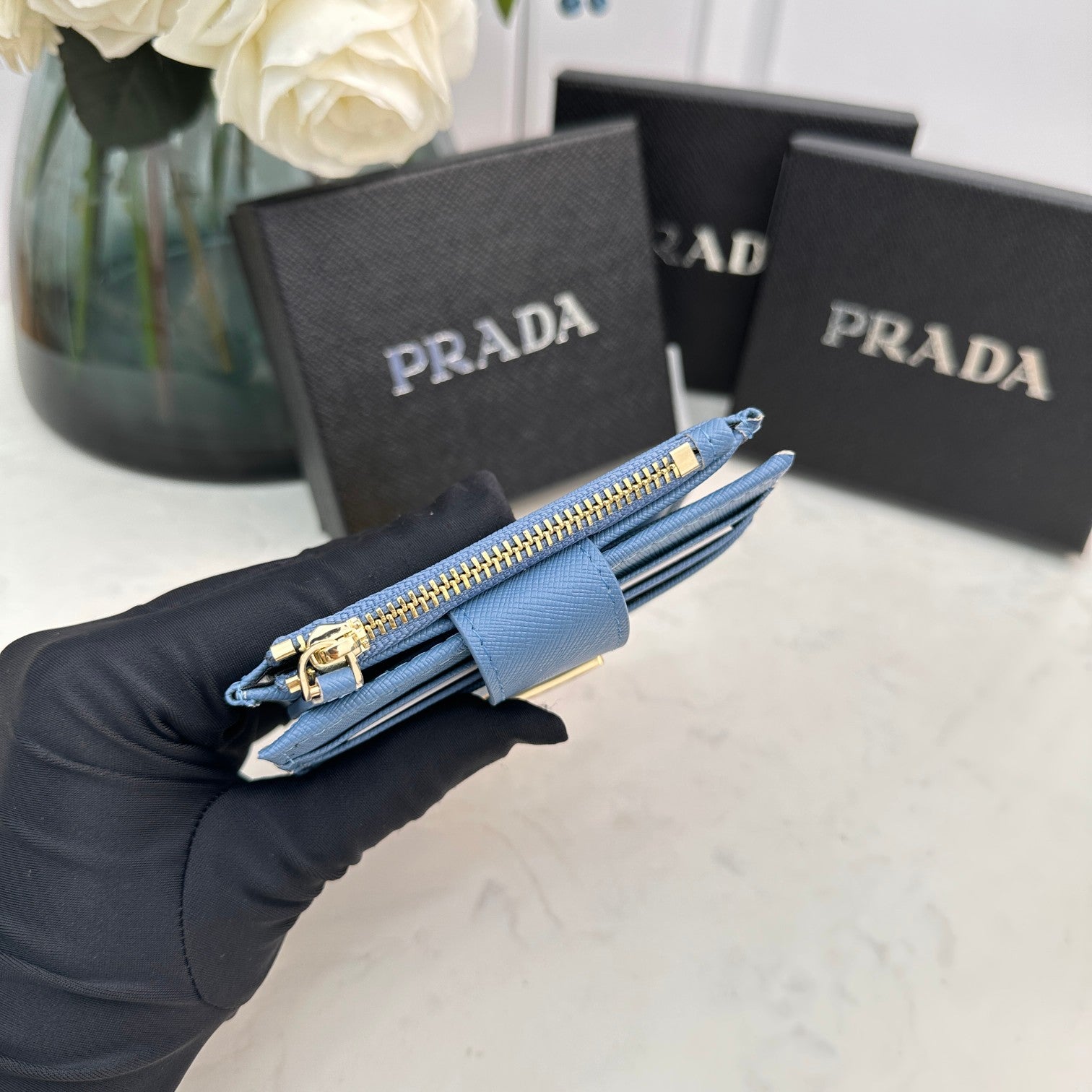 B1P36P1 Popular card holder