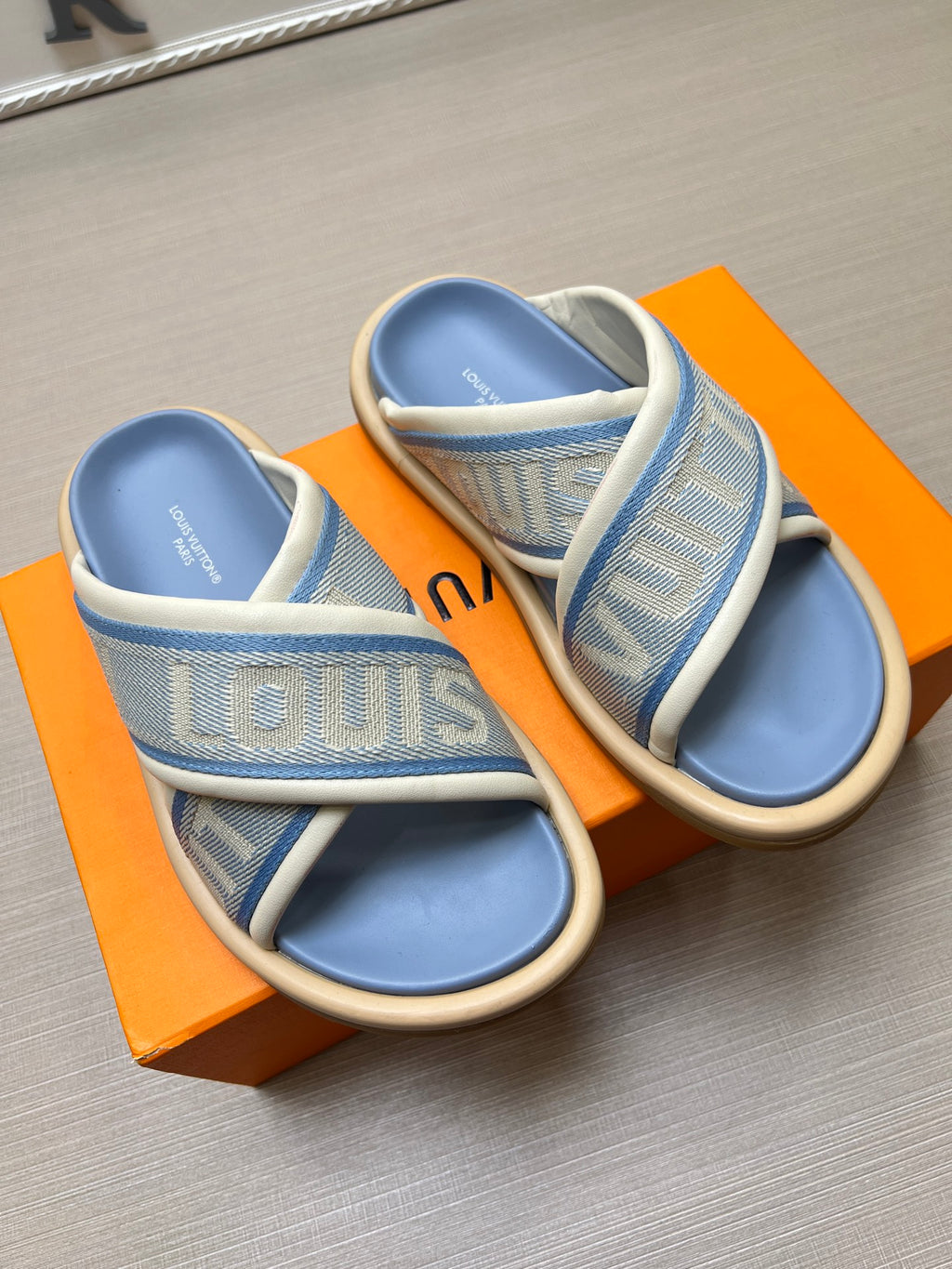 Z5Z35E270 Popular Slippers