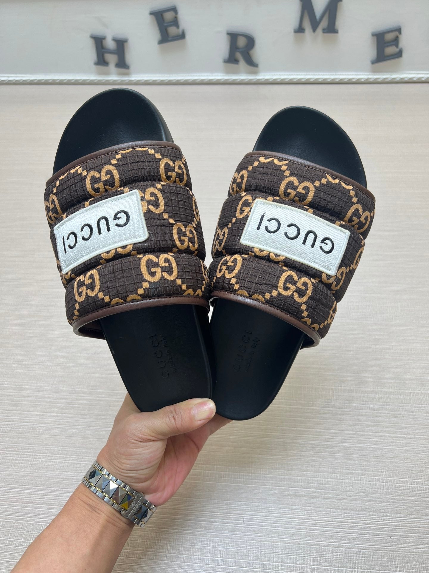 Z5ZB49 Popular slippers