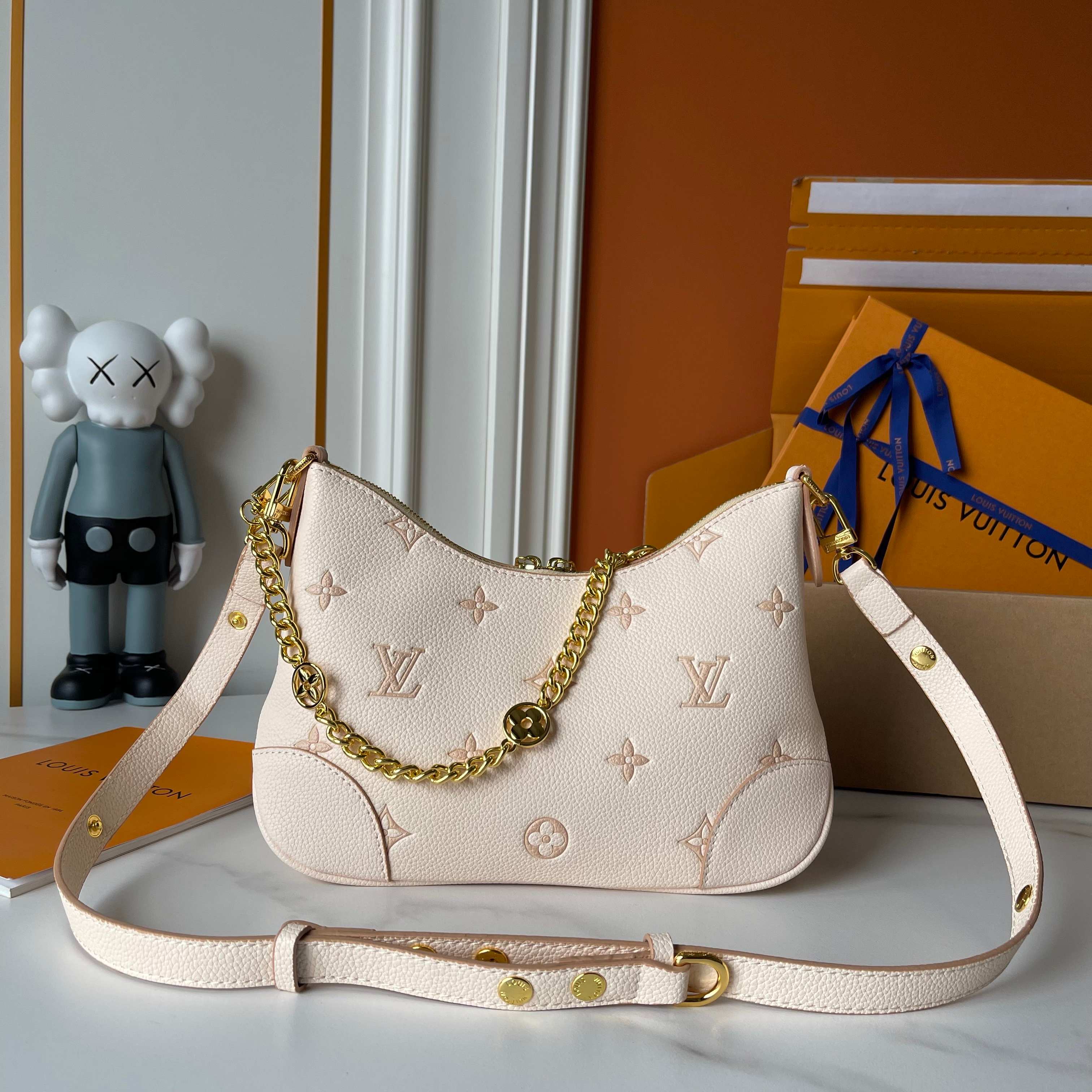 B1R76E04 Popular bag