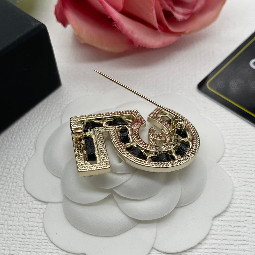 X1Z94C846E Popular Brooch