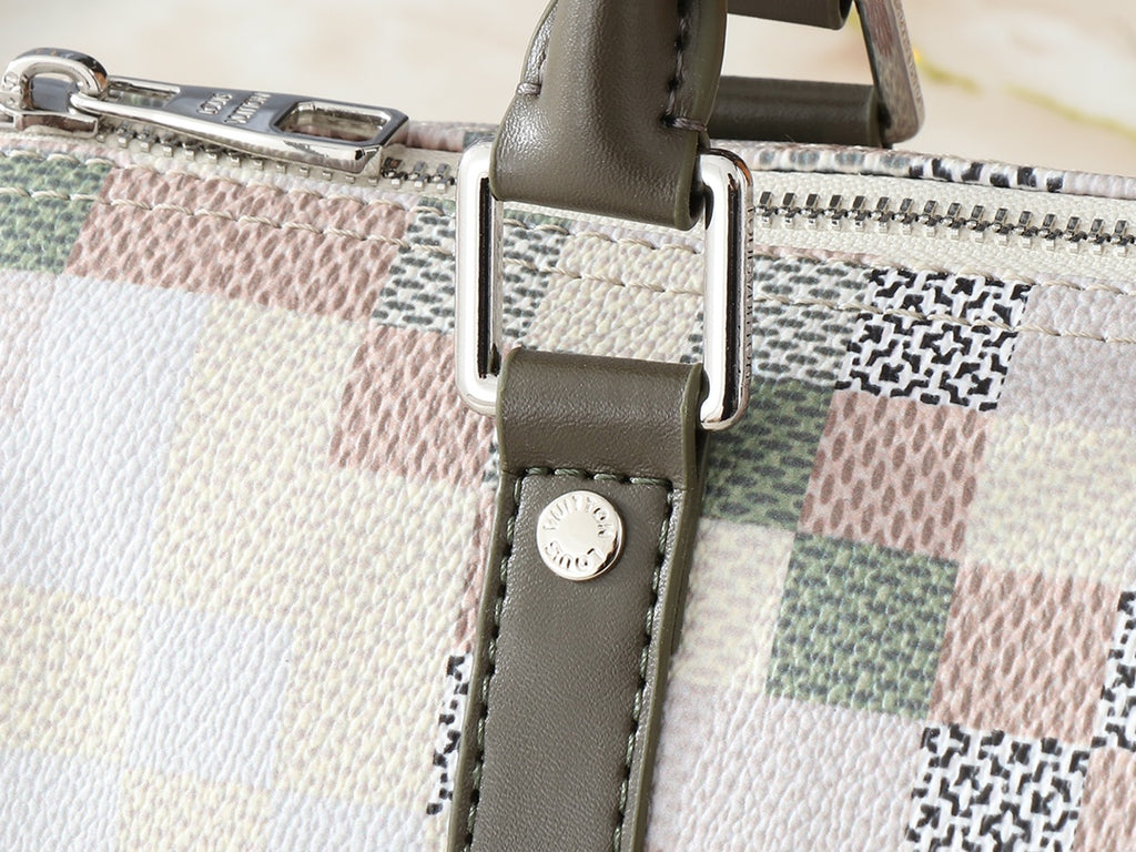B1P46E35 Popular leather bag