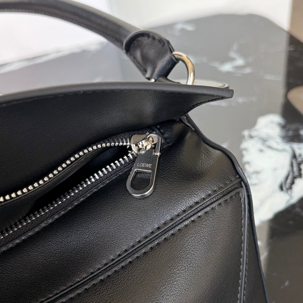 B1R66A16 Popular leather bag