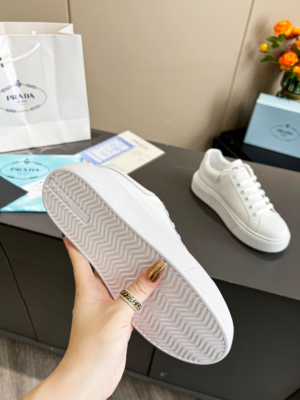Z2Q105P251 Popular high-quality Shoes