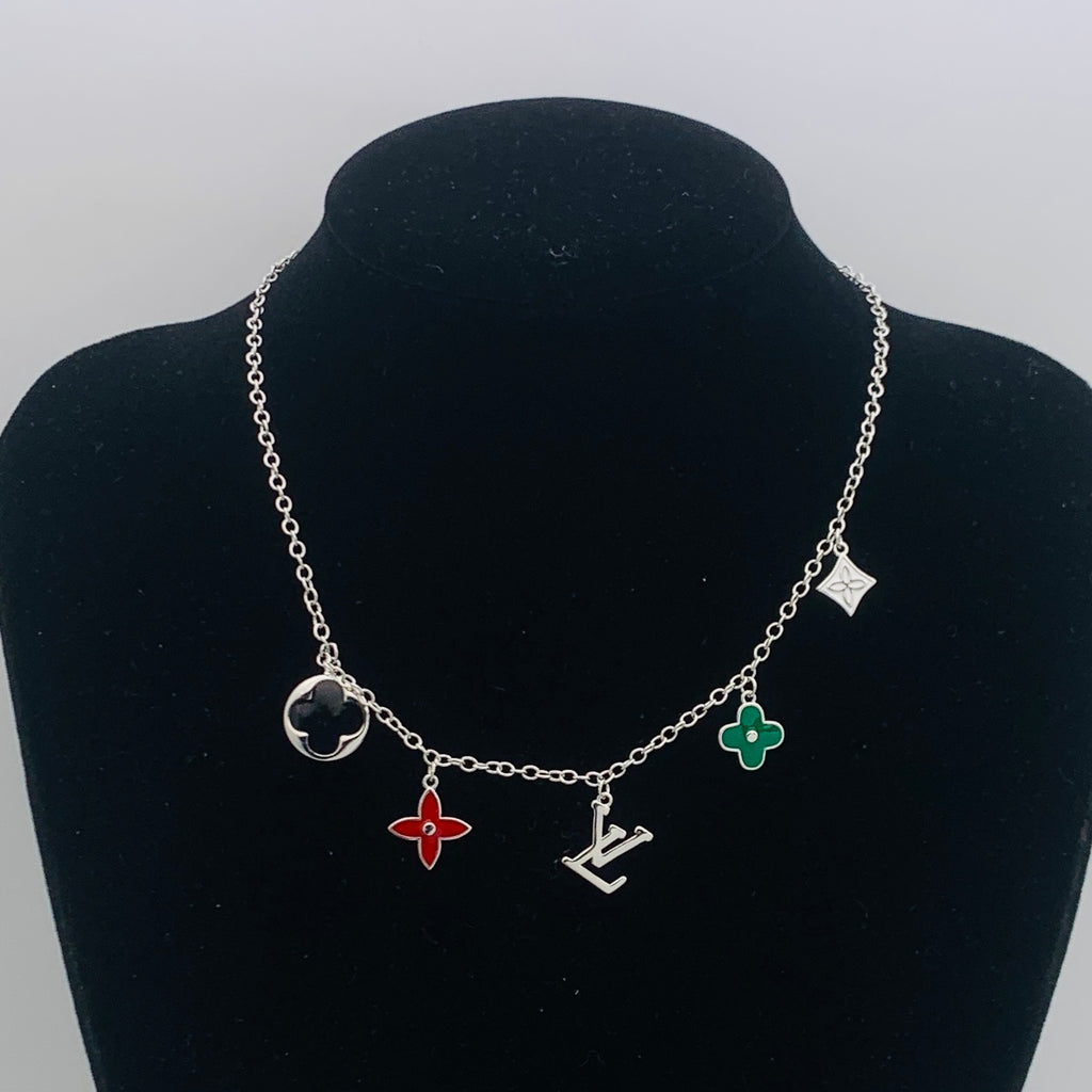 X1Q85E3X Popular Necklace