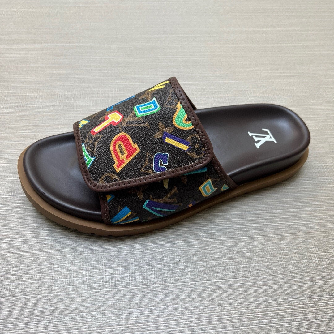 Z5WE247 Popular Slippers