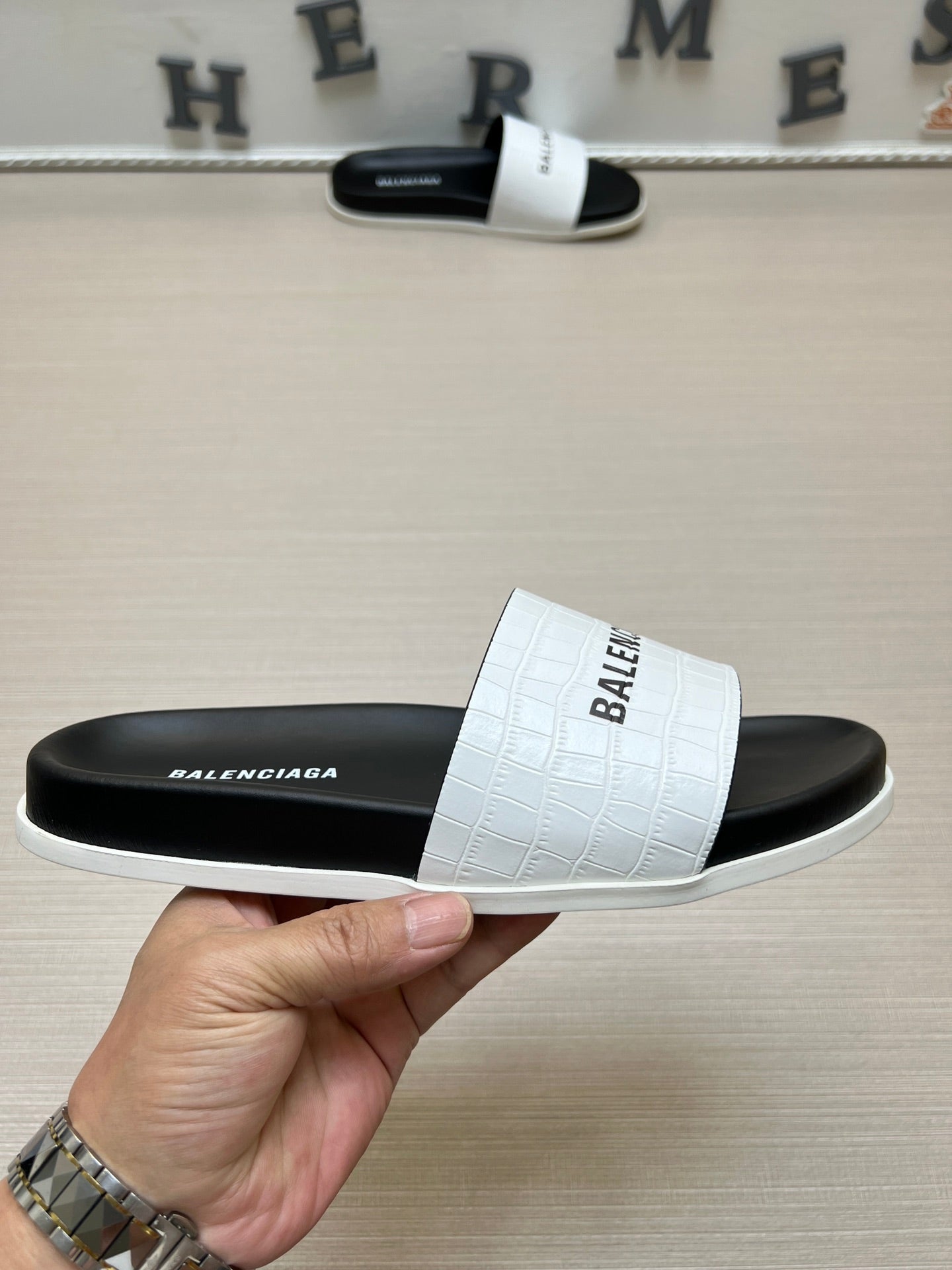Z5ZJ99 Popular slippers