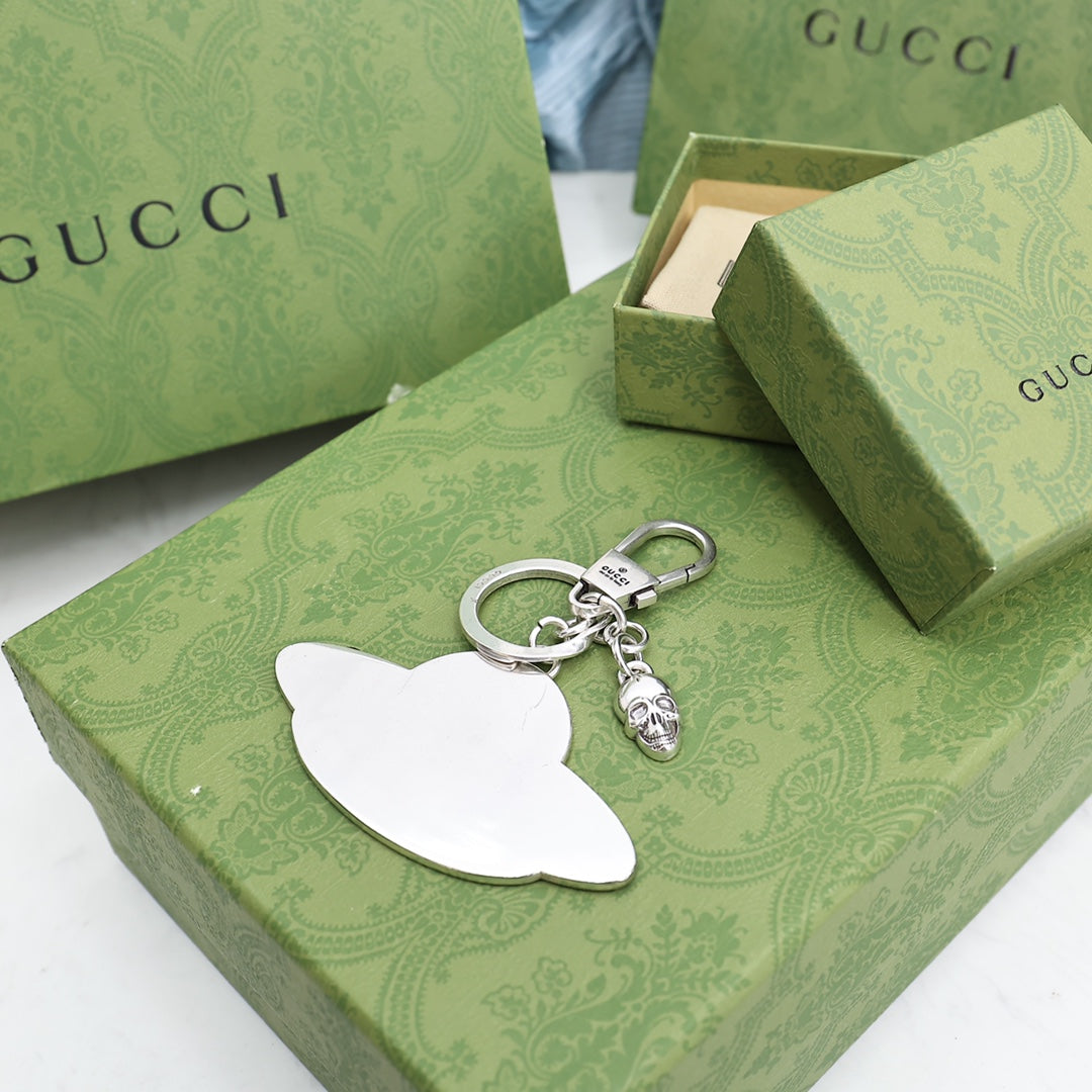 A1Z105B17 Popular bag 's charms accessories