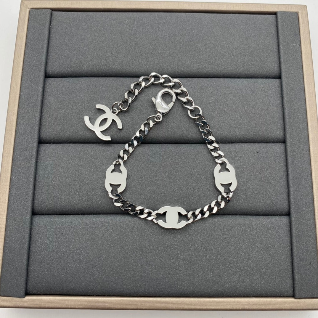 X1N63C81X  Popular    necklace bracelet