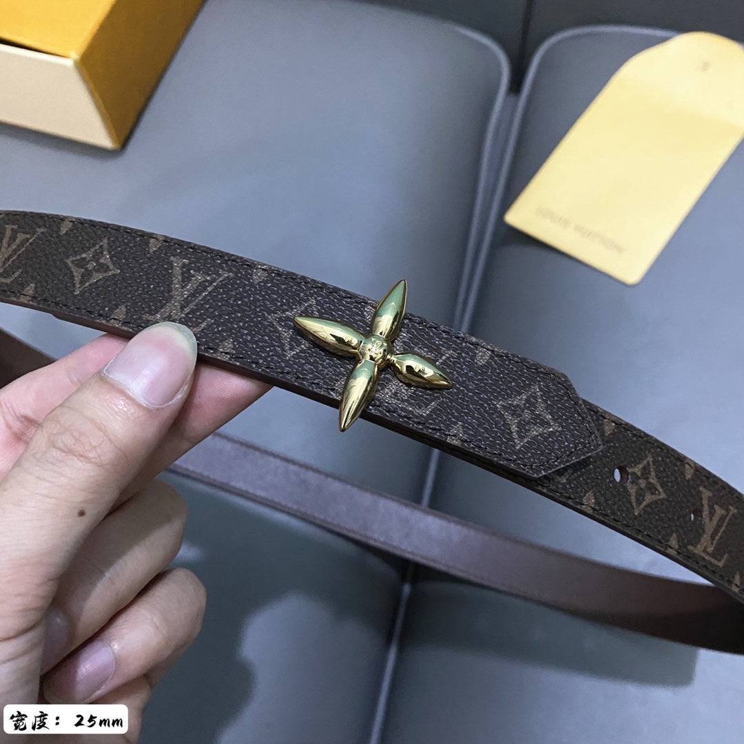 P1Q64E51 Popular  High quality belt With full package