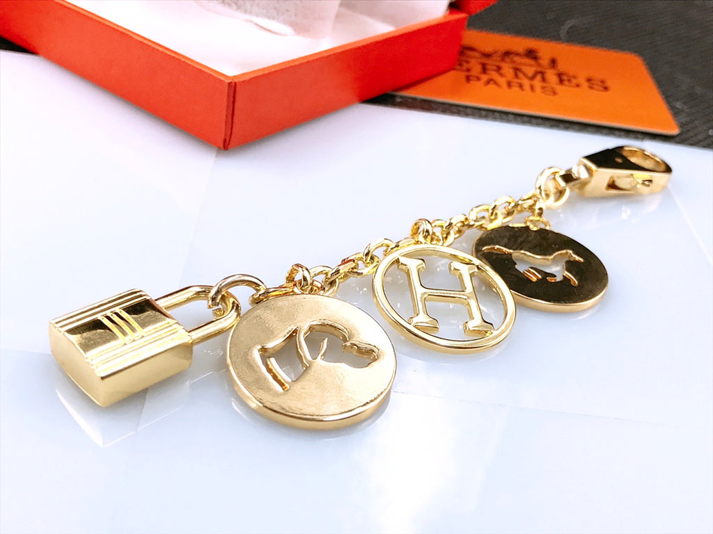 A1R46E45 Popular bag 's charms accessories
