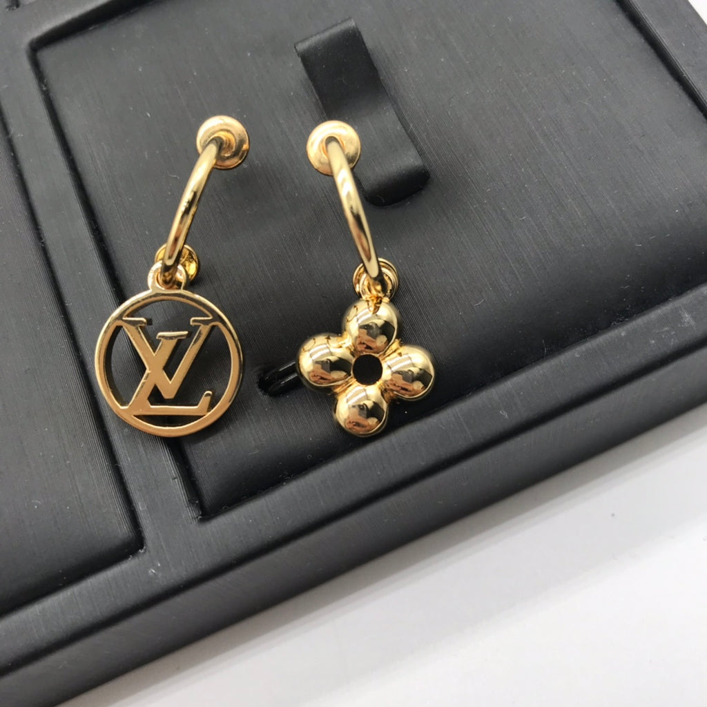 X1X34E599X  Popular   Earrings Bracelets Necklaces