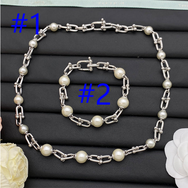 X1Q85T40X Popular Necklace, Bracelets
