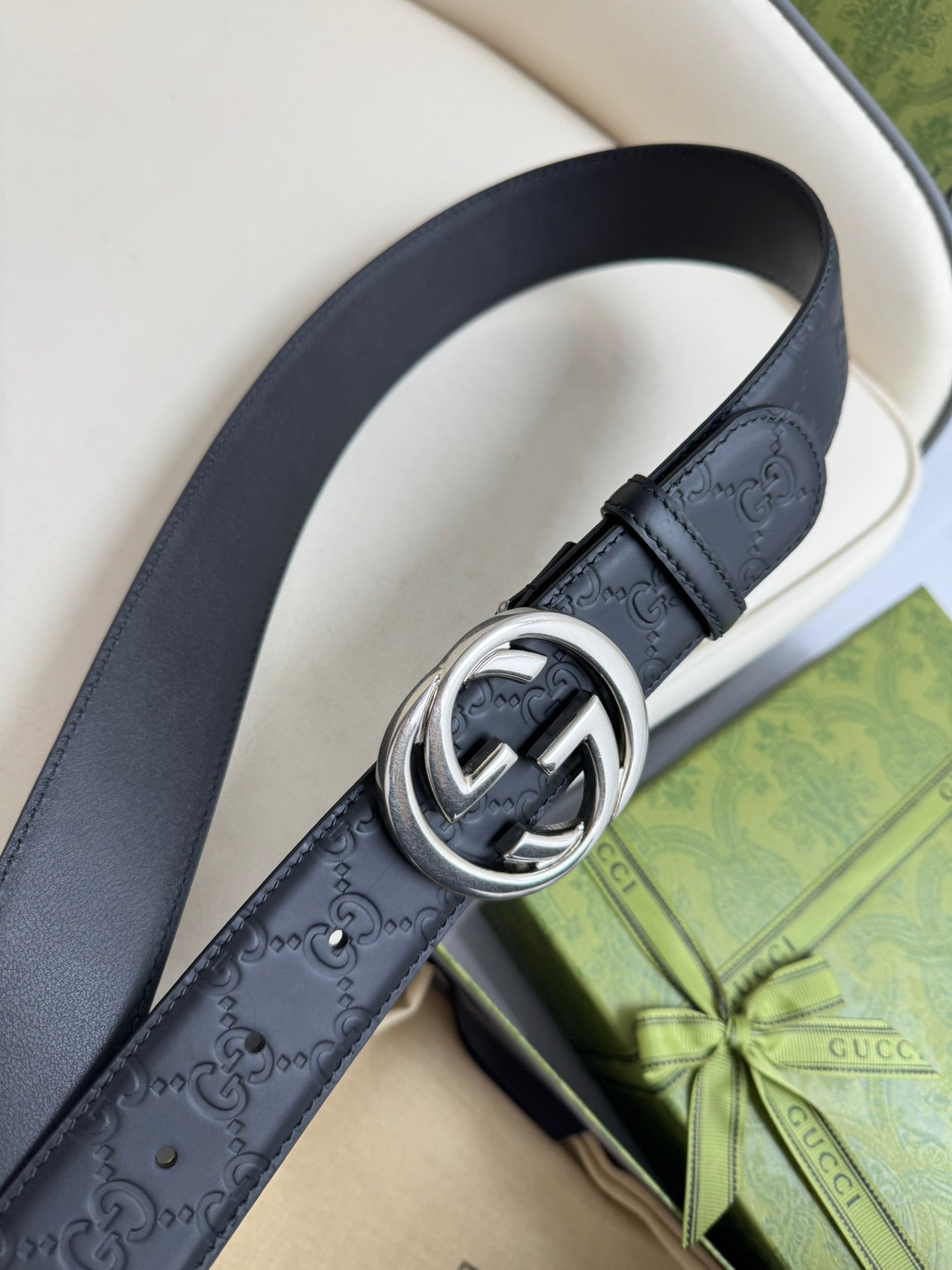 P1R55B241 Popular  High quality belt With full package