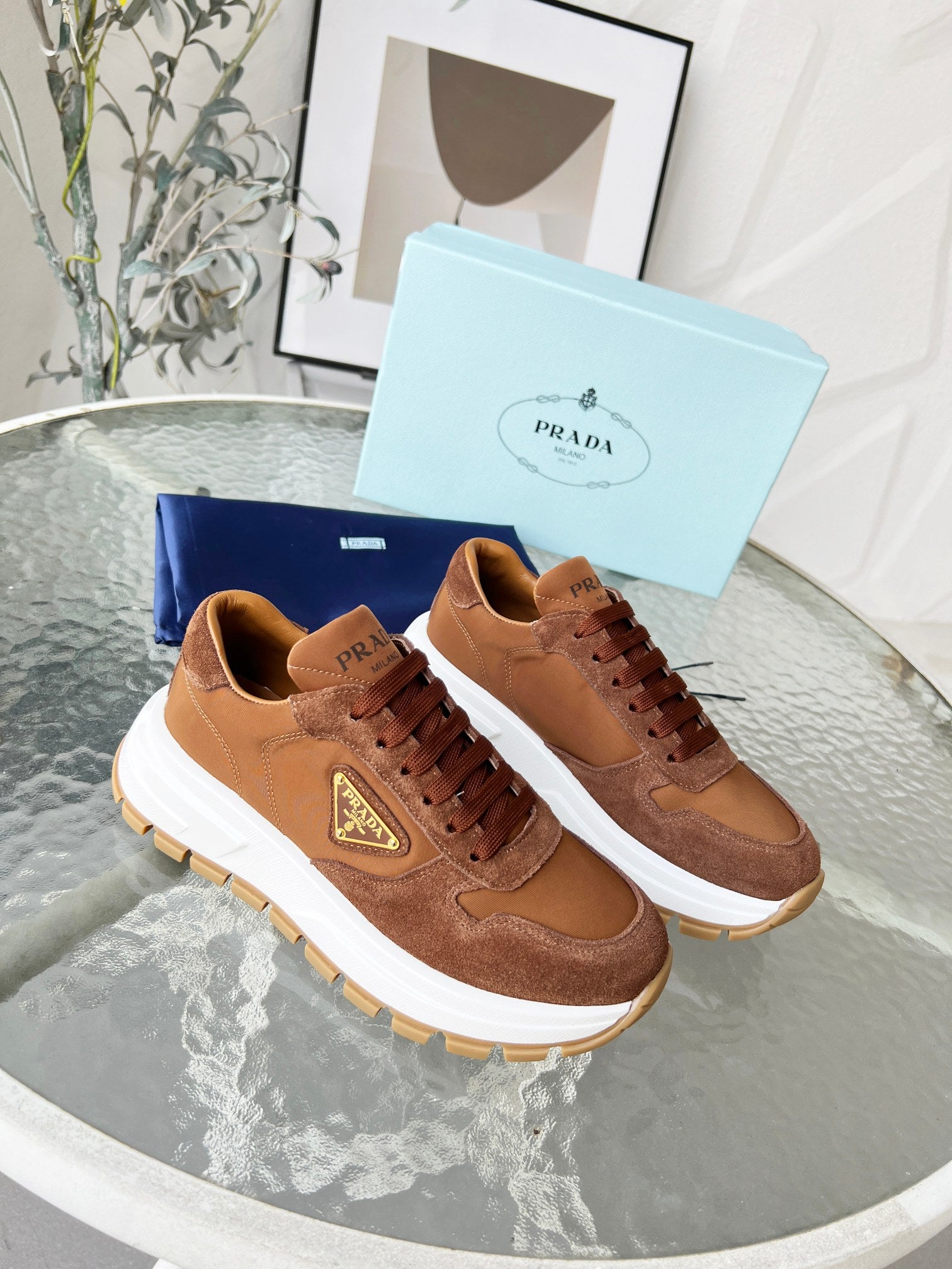 Z2LPD5  Popular high-quality shoes