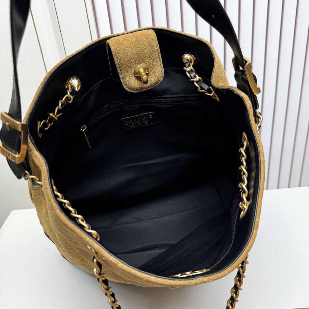 B1P46C19 Popular leather bag