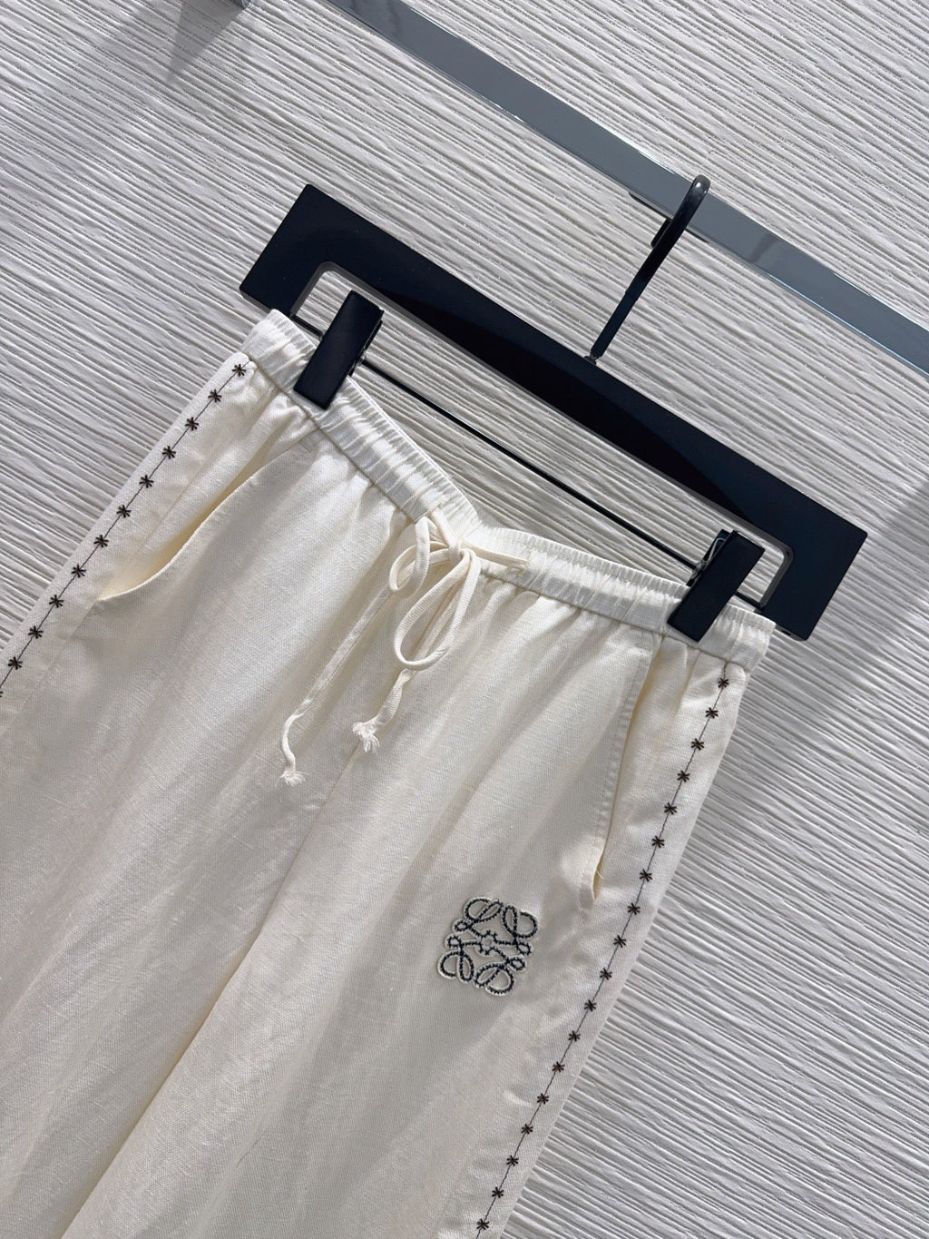 U1X56A2 Popular Pants