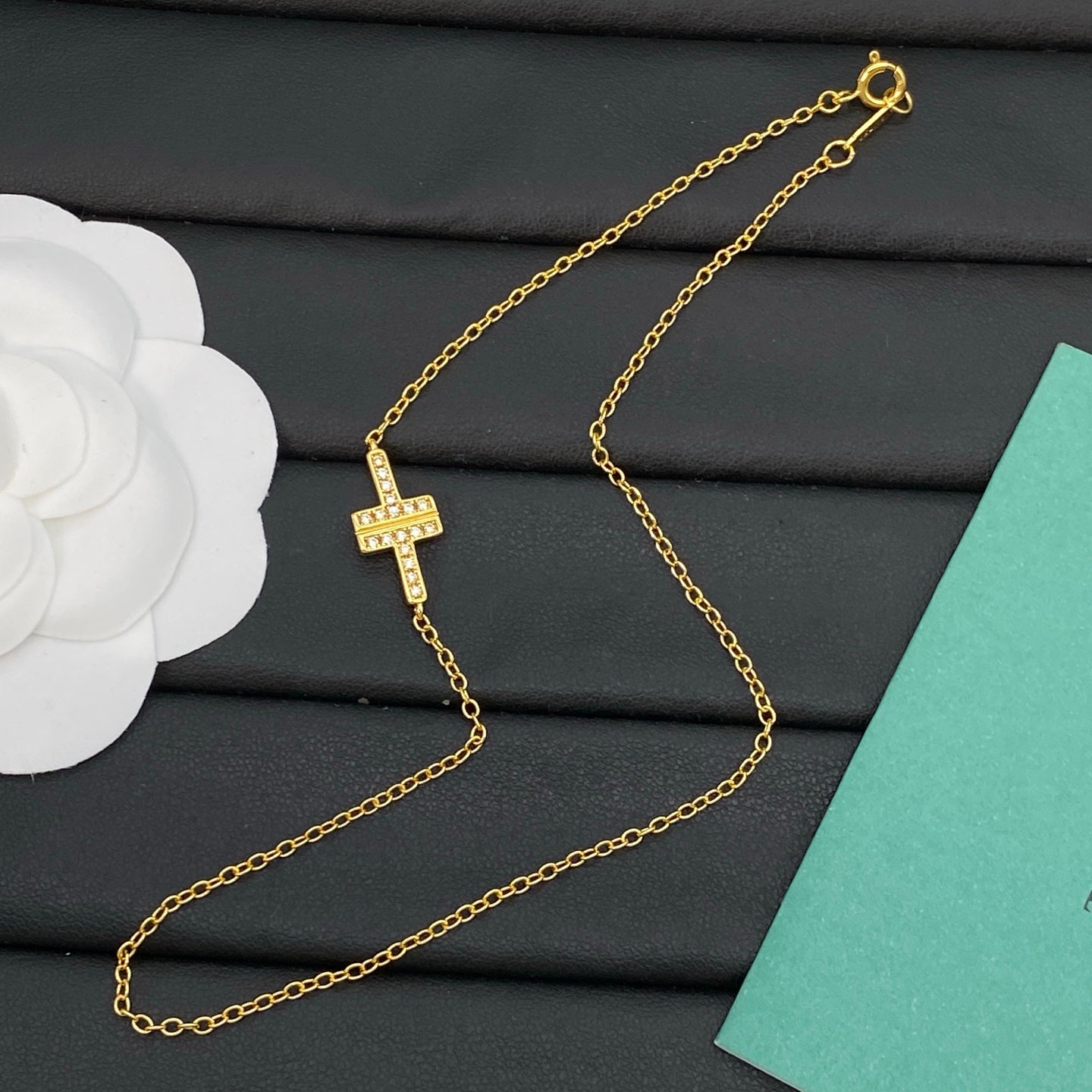 X1Q85T20X Popular Necklace