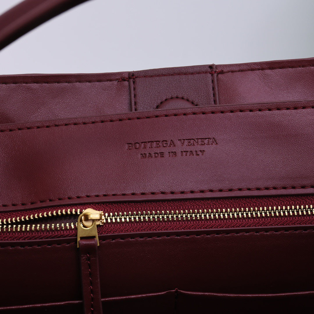 B1X104A80 Popular  leather bag