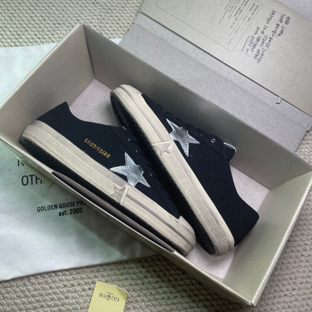 Z2R76GE14 Popular high-quality canvas shoes