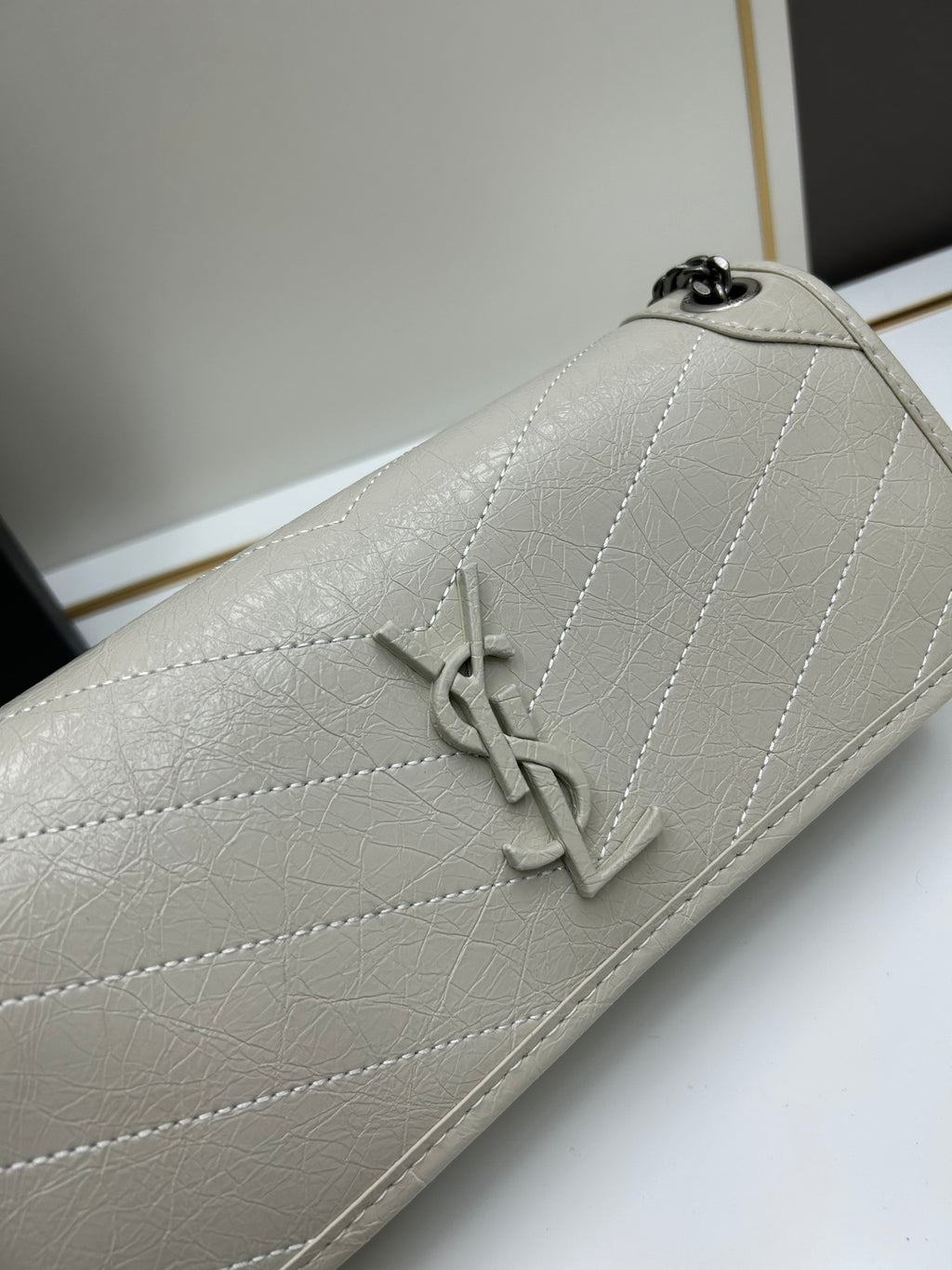 B1X64B460 Popular  leather bag