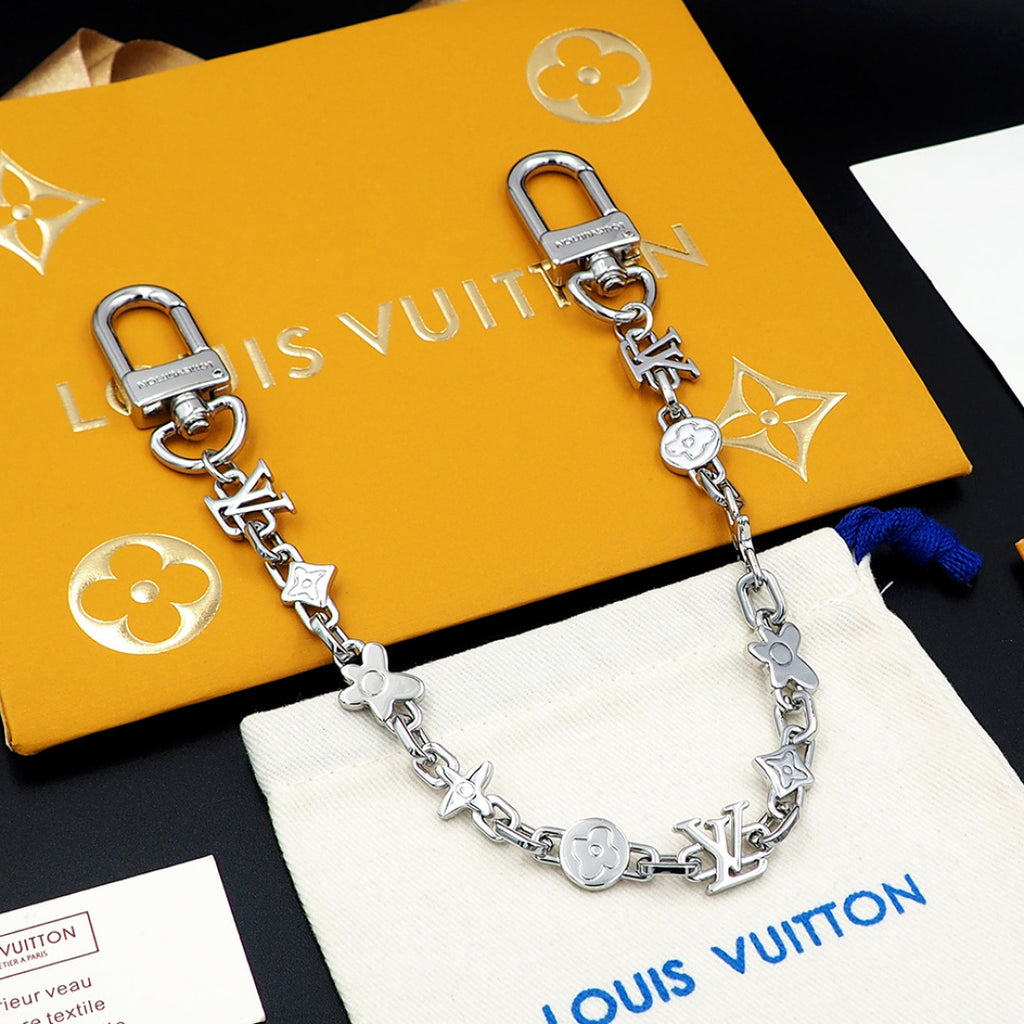 A1R46E46 Popular bag 's charms accessories