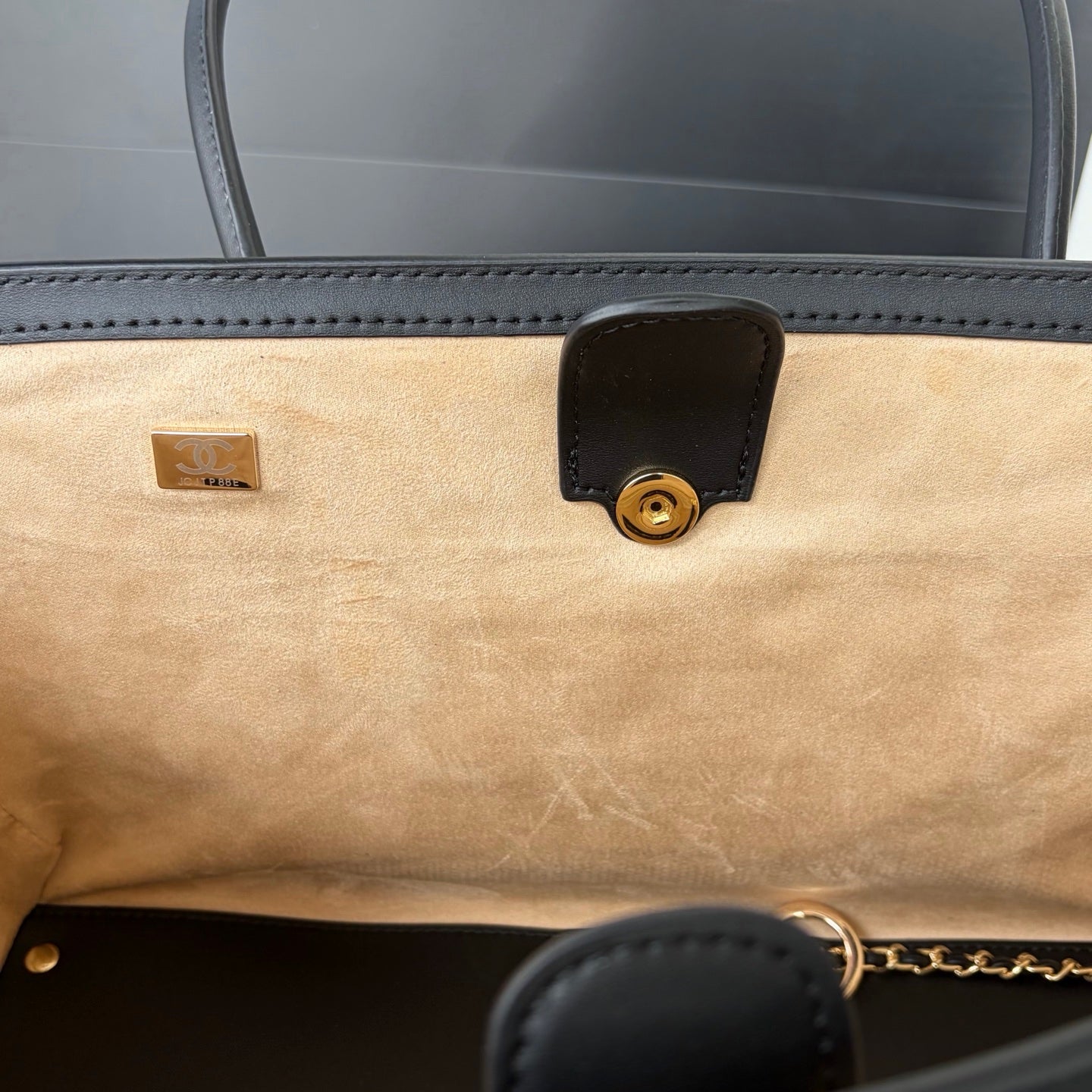 B1P46C179 Popular leather bag