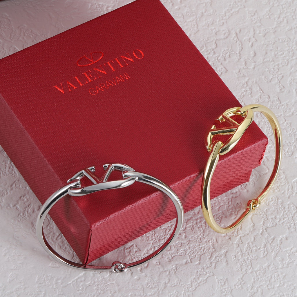 X1Z34VL354K  Popular Bracelets
