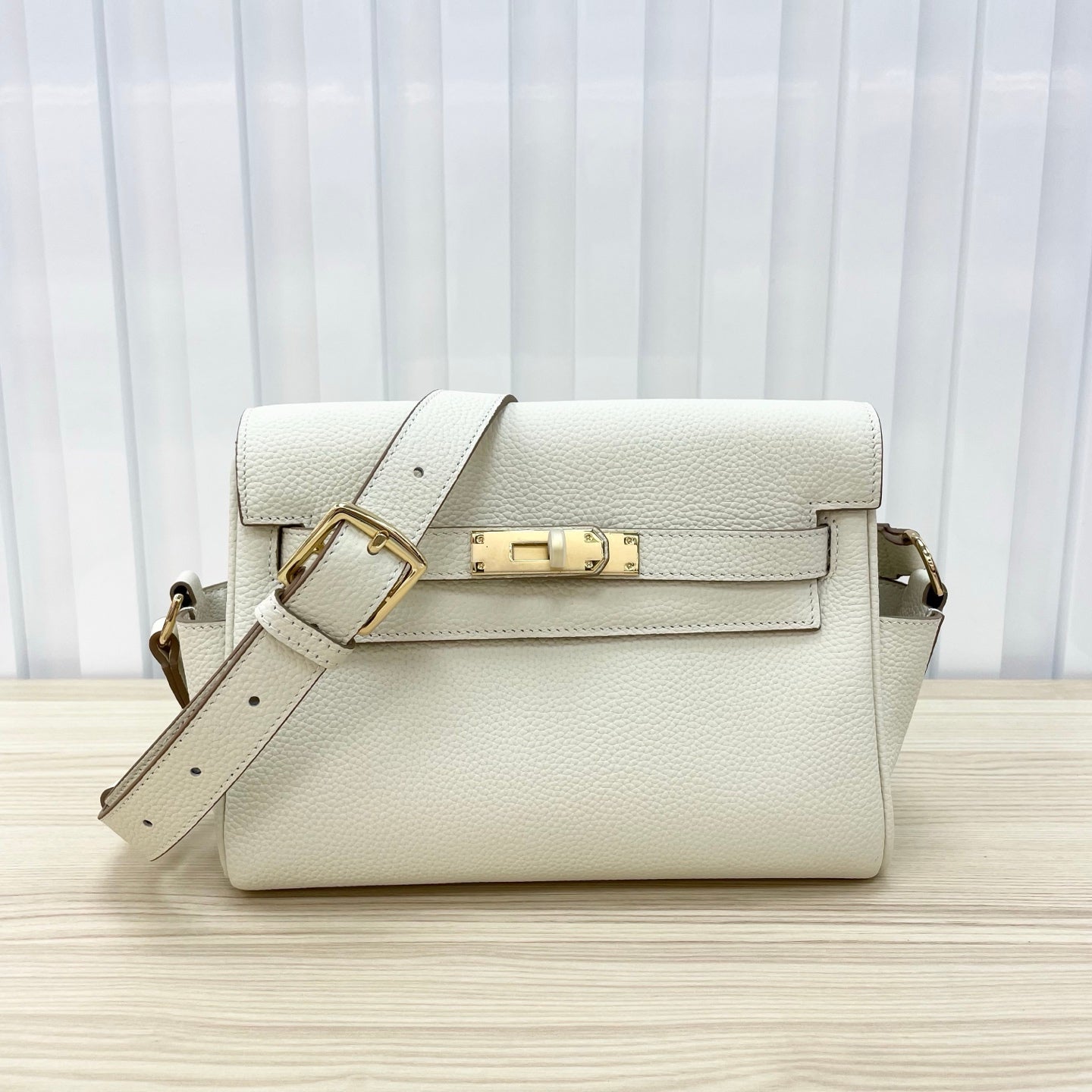 B1R15H4 Popular   leather bag