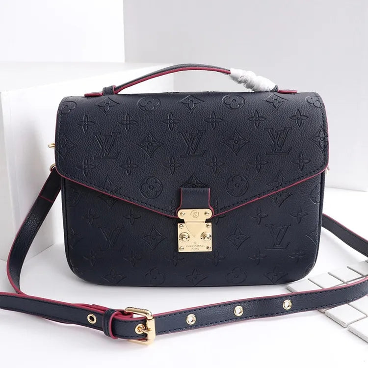 B1X41E92 Popular leather bag 