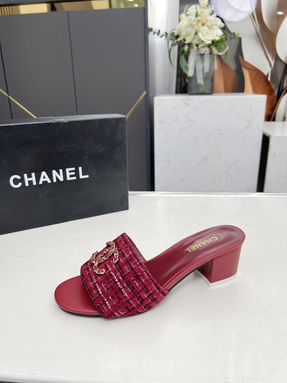Z2Q55B30 Popular high-quality  Shoes