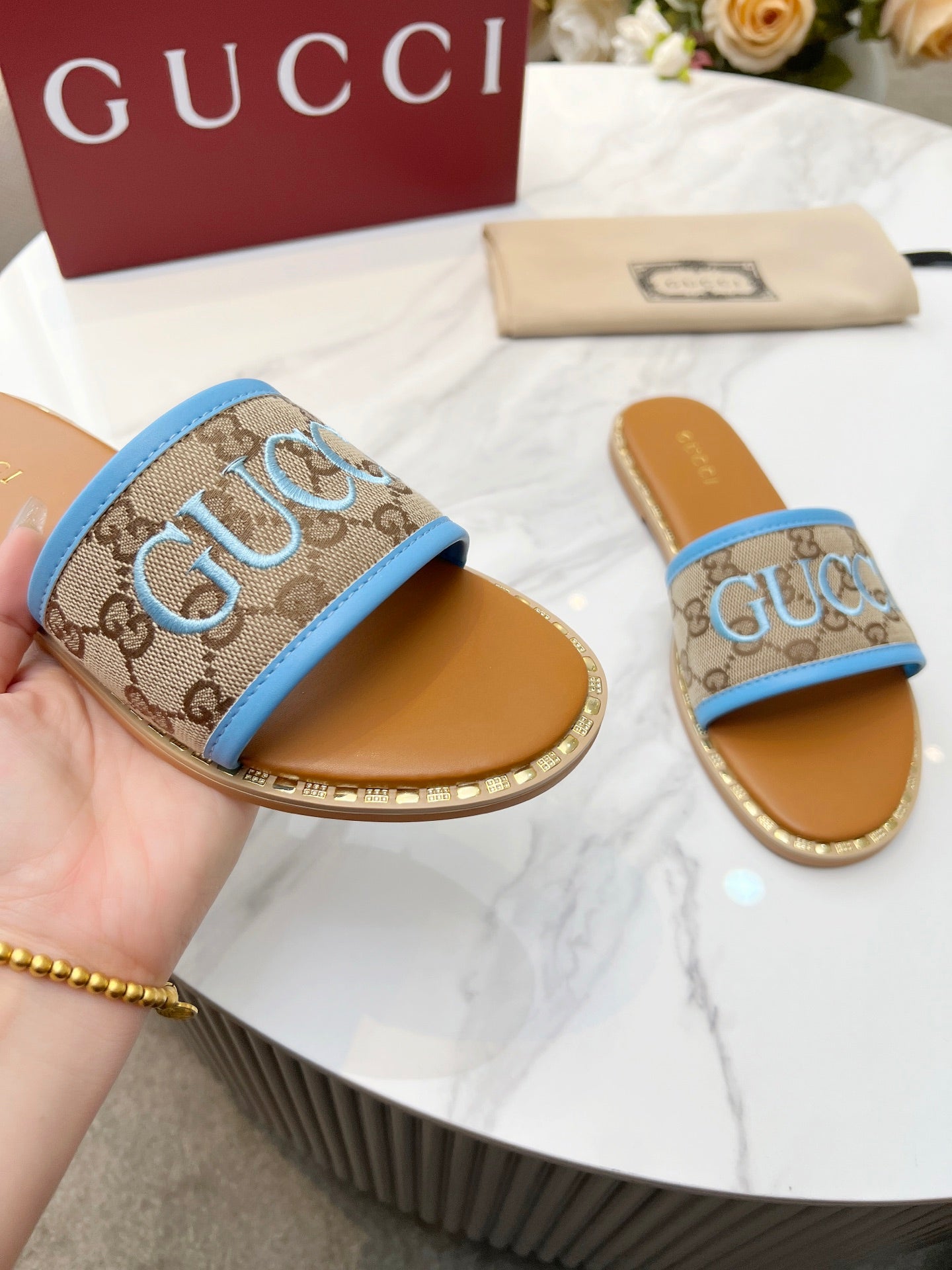 Z2Q55B29 Popular high-quality  Shoes
