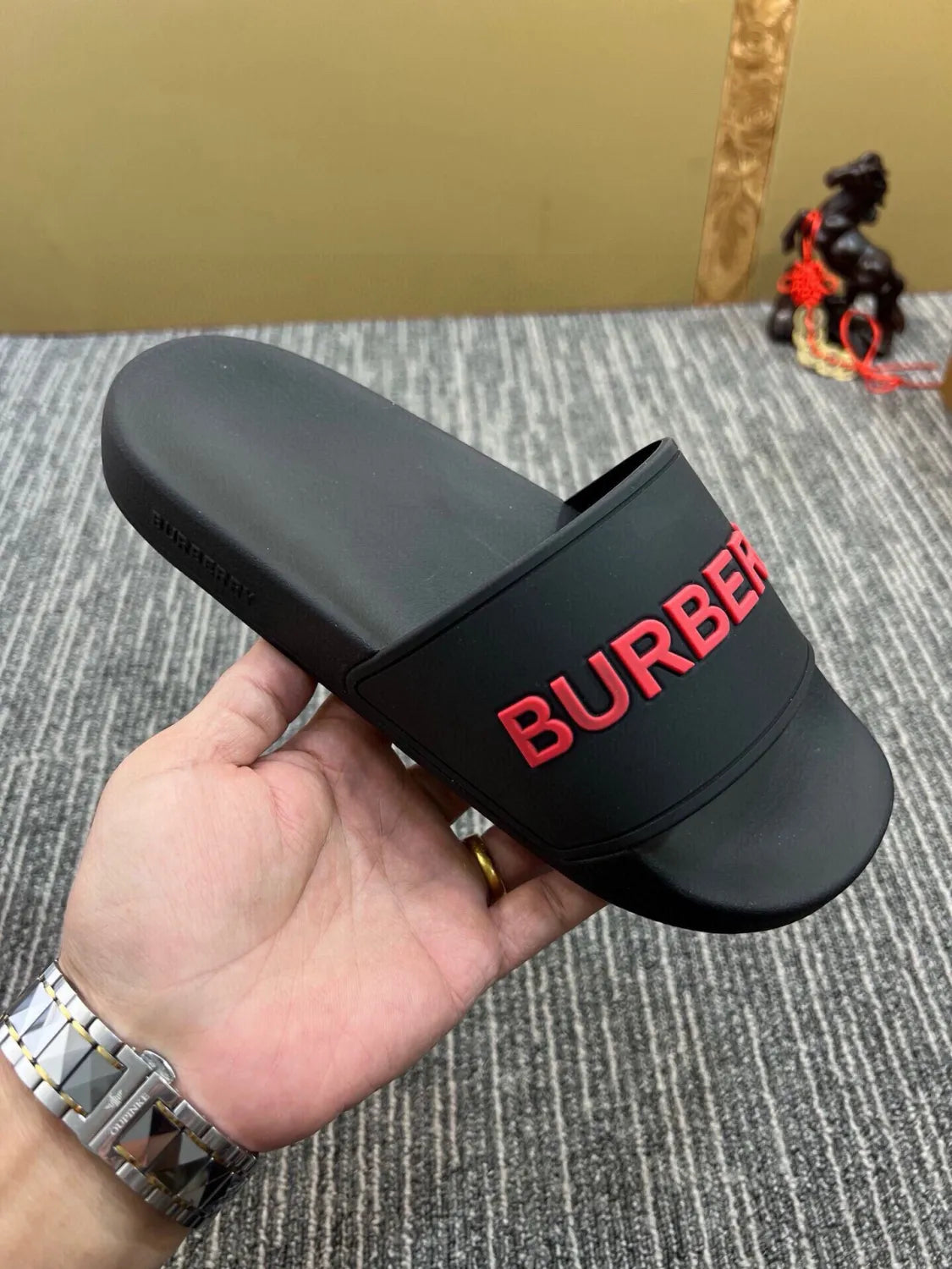 Z5Z35R254 Popular Slippers