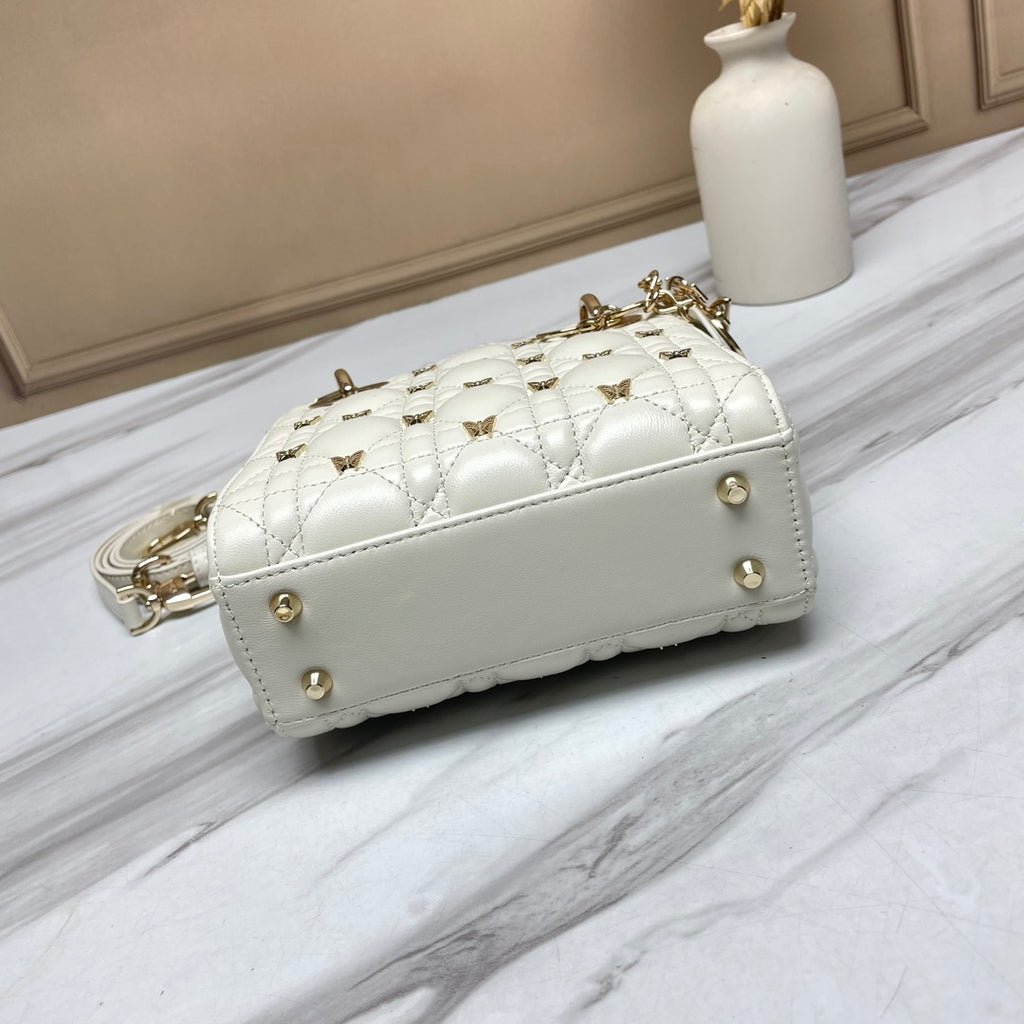 B1R15D139 Popular leather bag