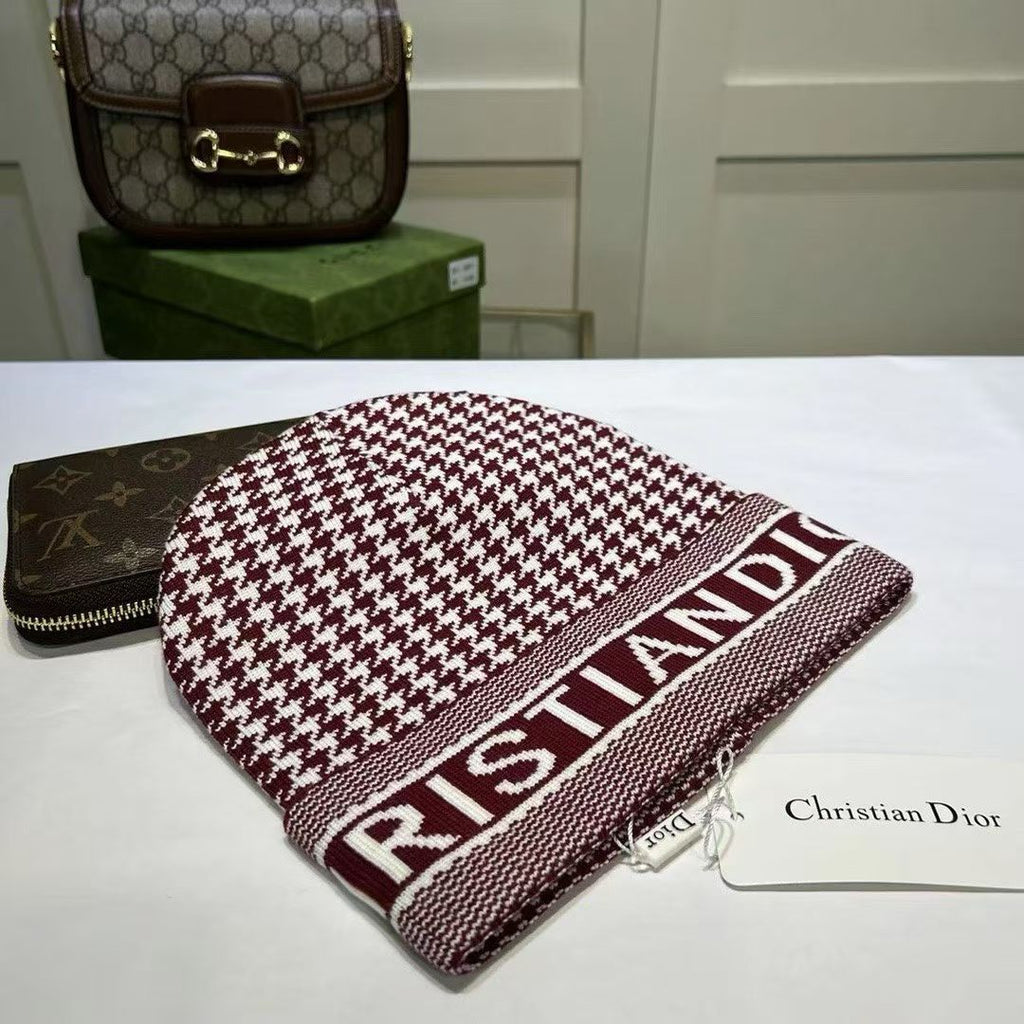 M1R86D57 Popular hats