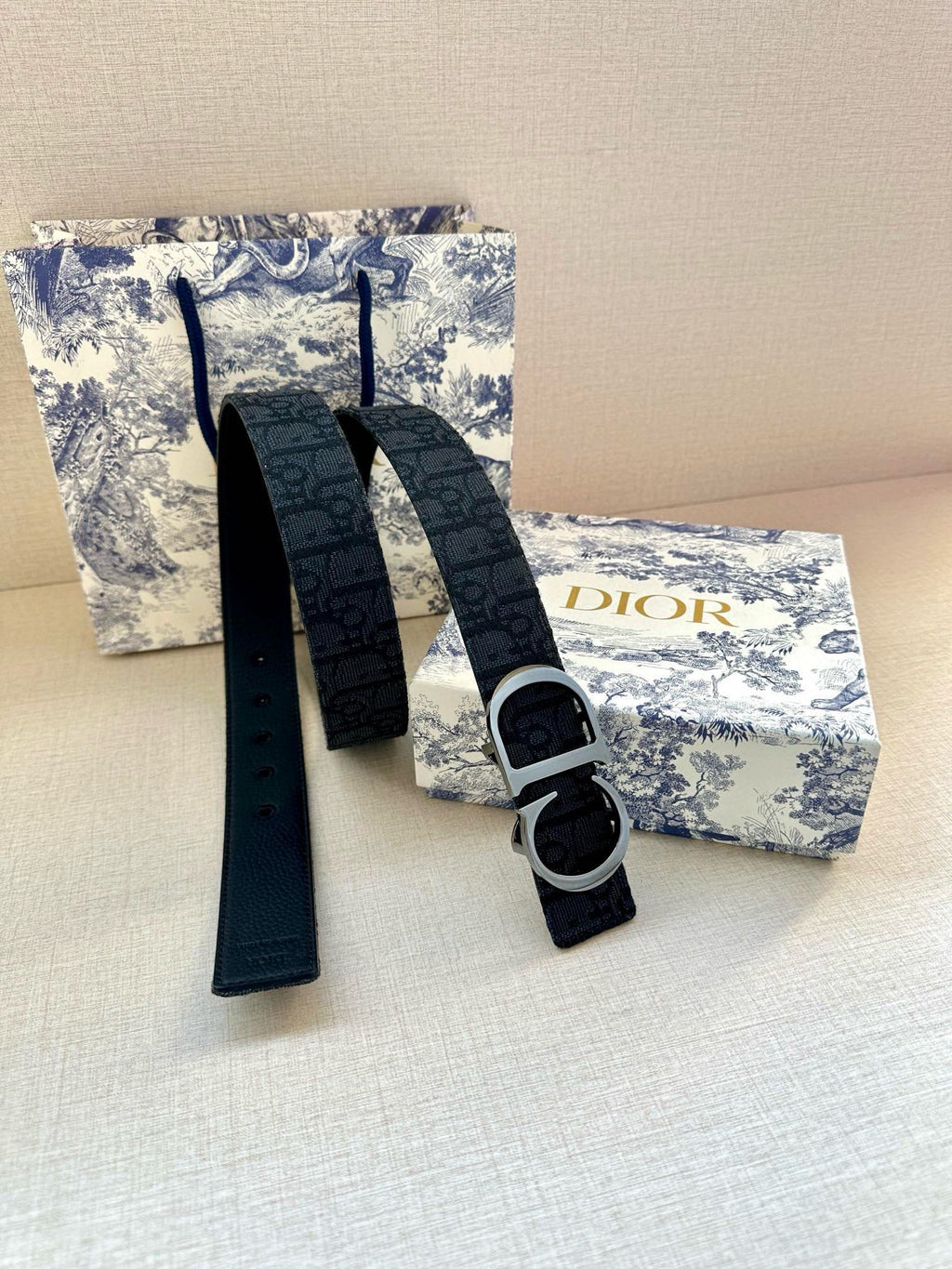 P1R55D206 Popular   High quality belt With full package