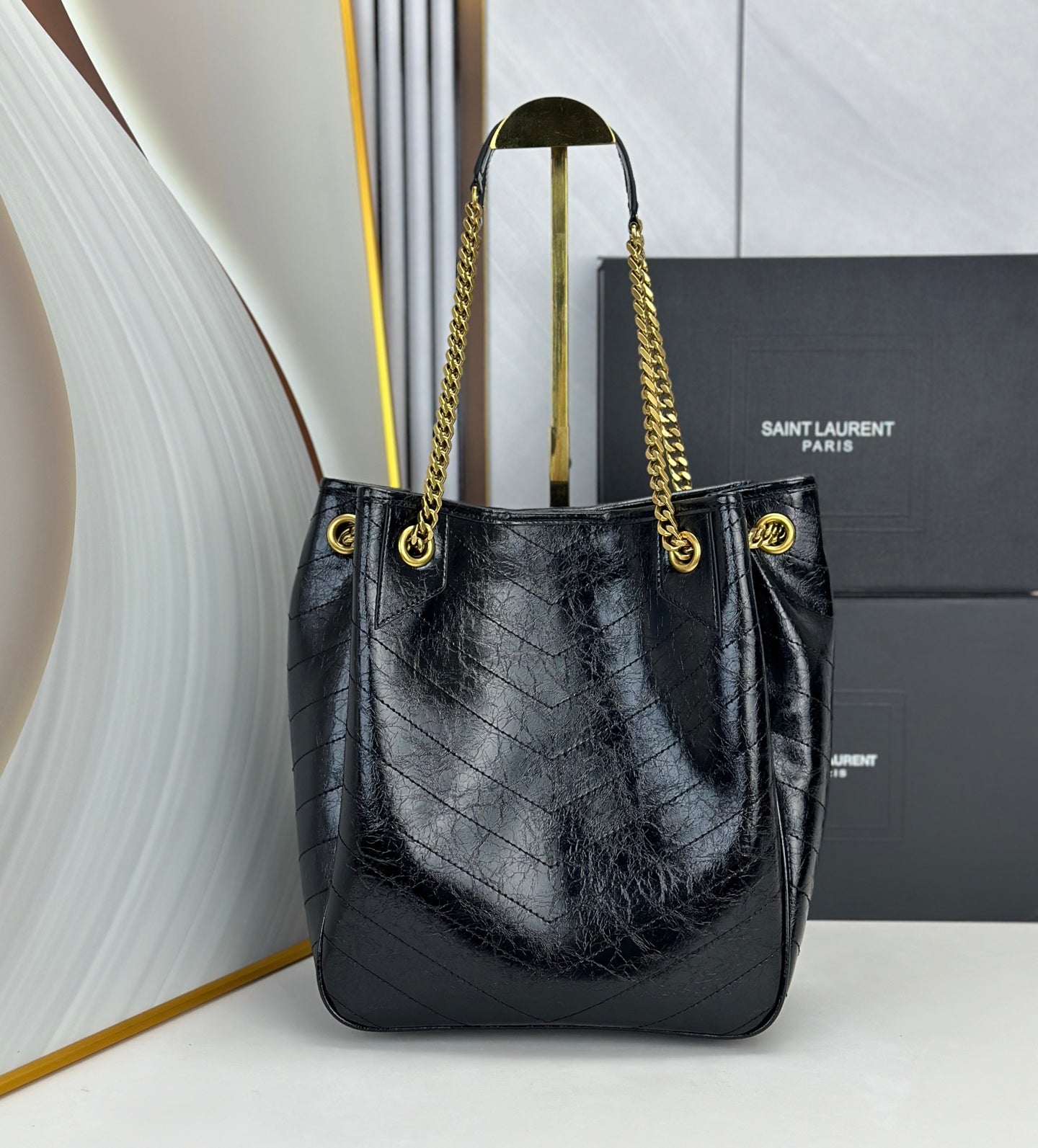 B1R76SL18 Popular leather bag