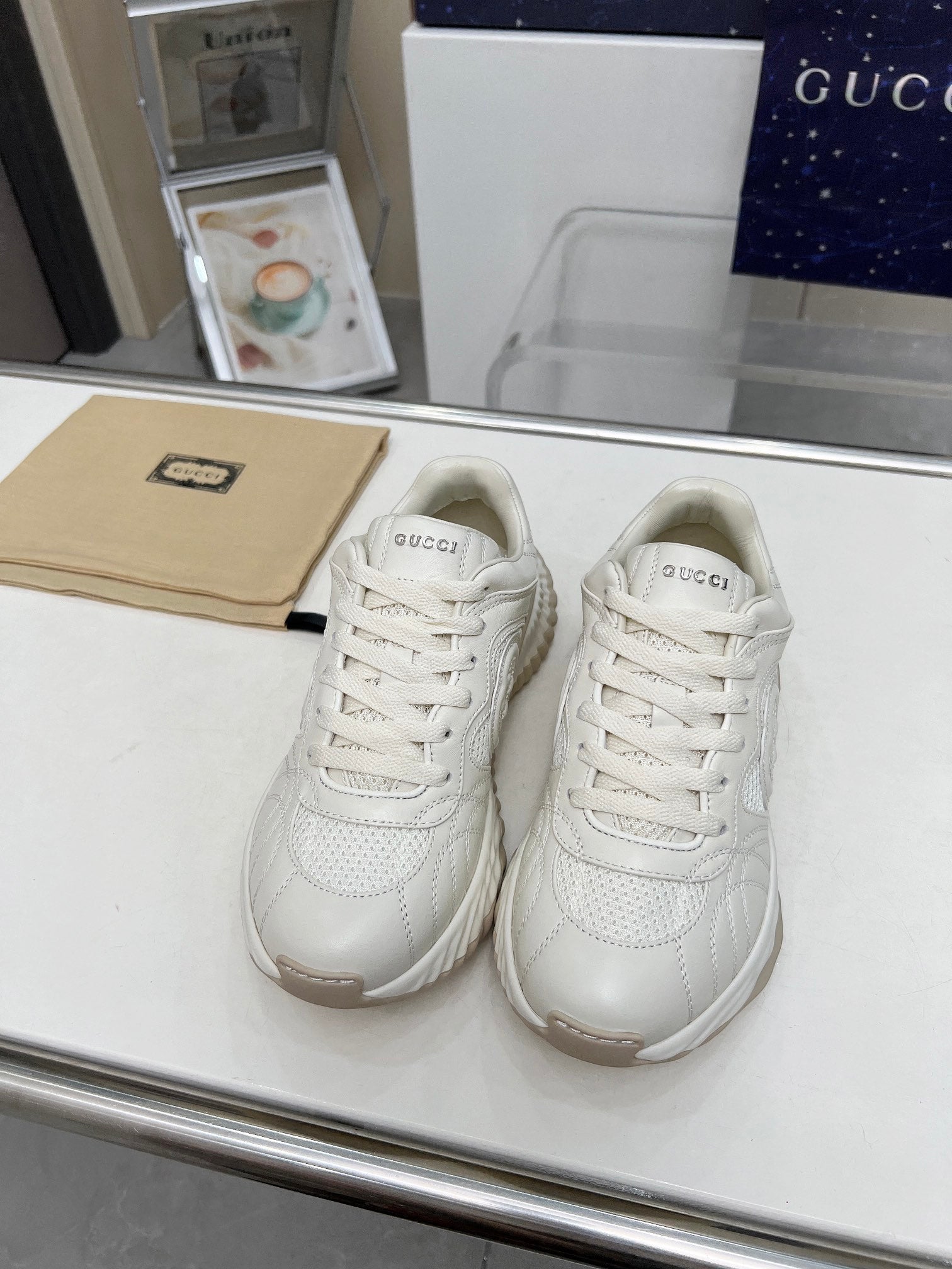 Z2Q95B172  Popular high-quality Shoes
