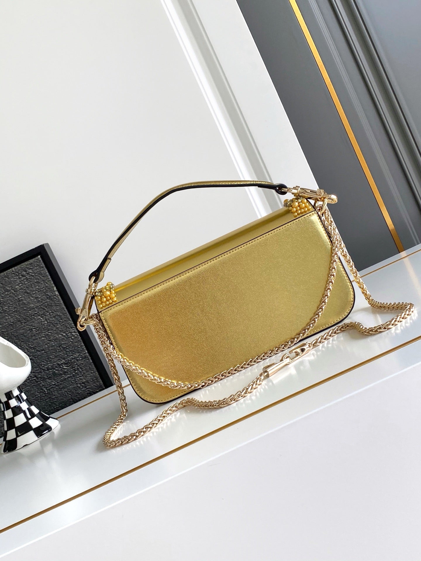 B1P36A74 Popular leather bag
