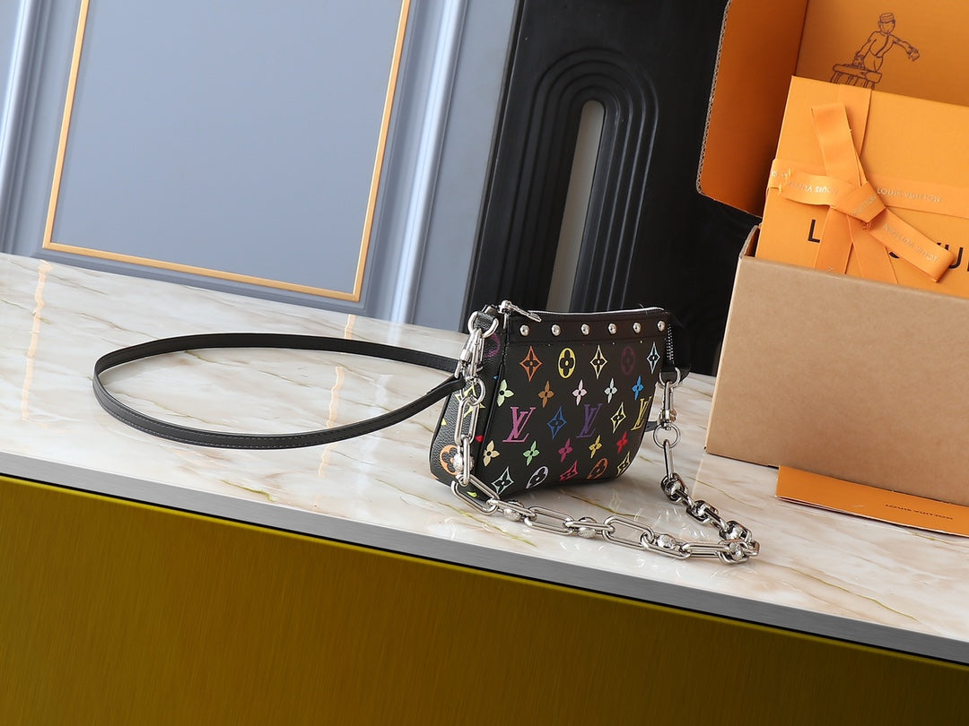 B1X45E12 Popular leather bag