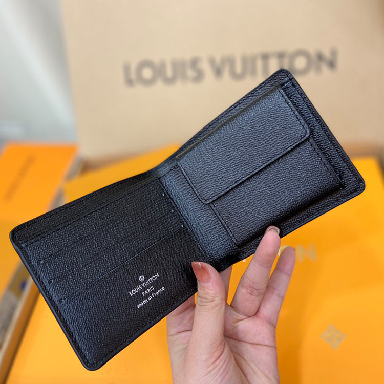 B1361E06 Popular leather wallets