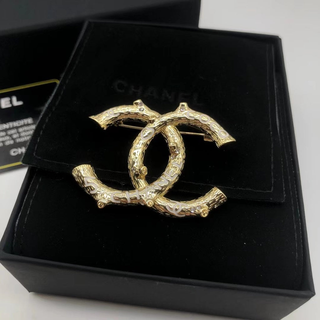 X14C864  Popular Brooch