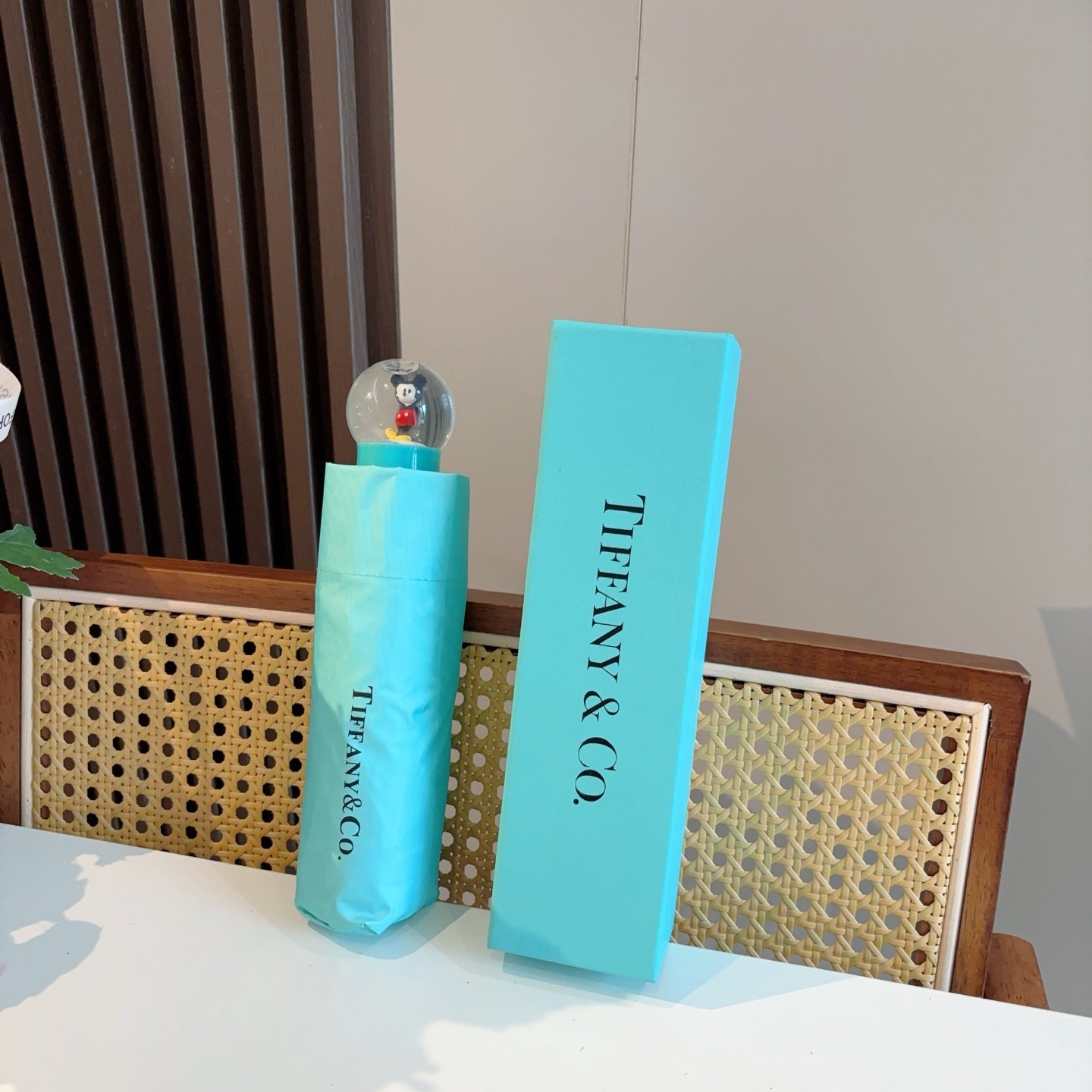 J1N46T30 Popular UV resistant umbrella