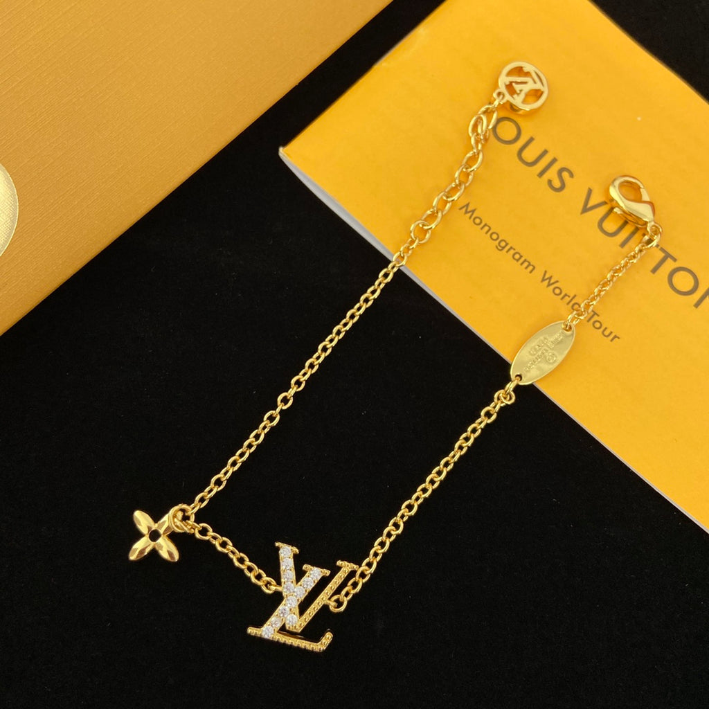 X1Z64E552X  Popular   Earrings Bracelets Necklaces