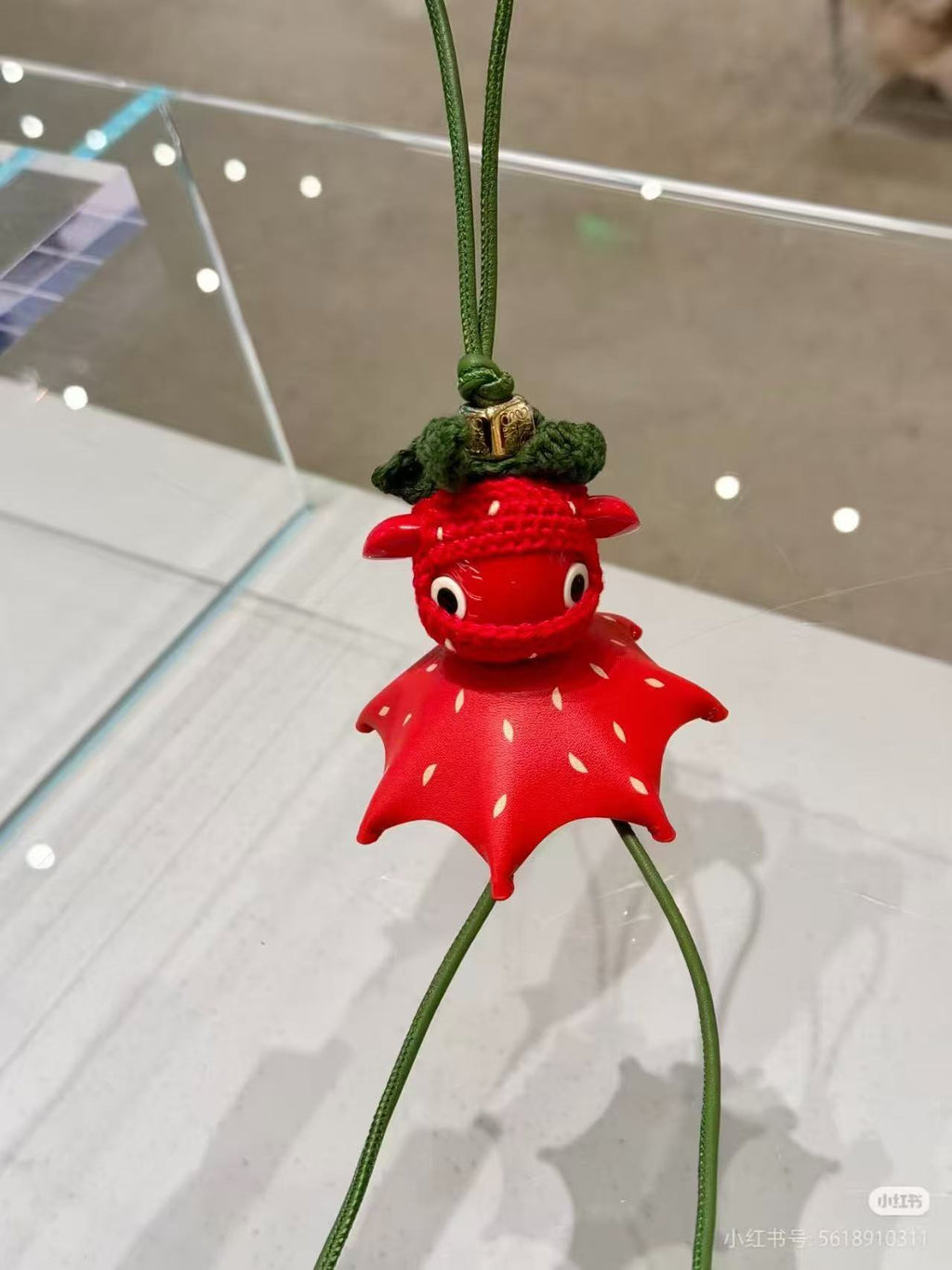 A1R76A02 Popular bag 's charms accessories